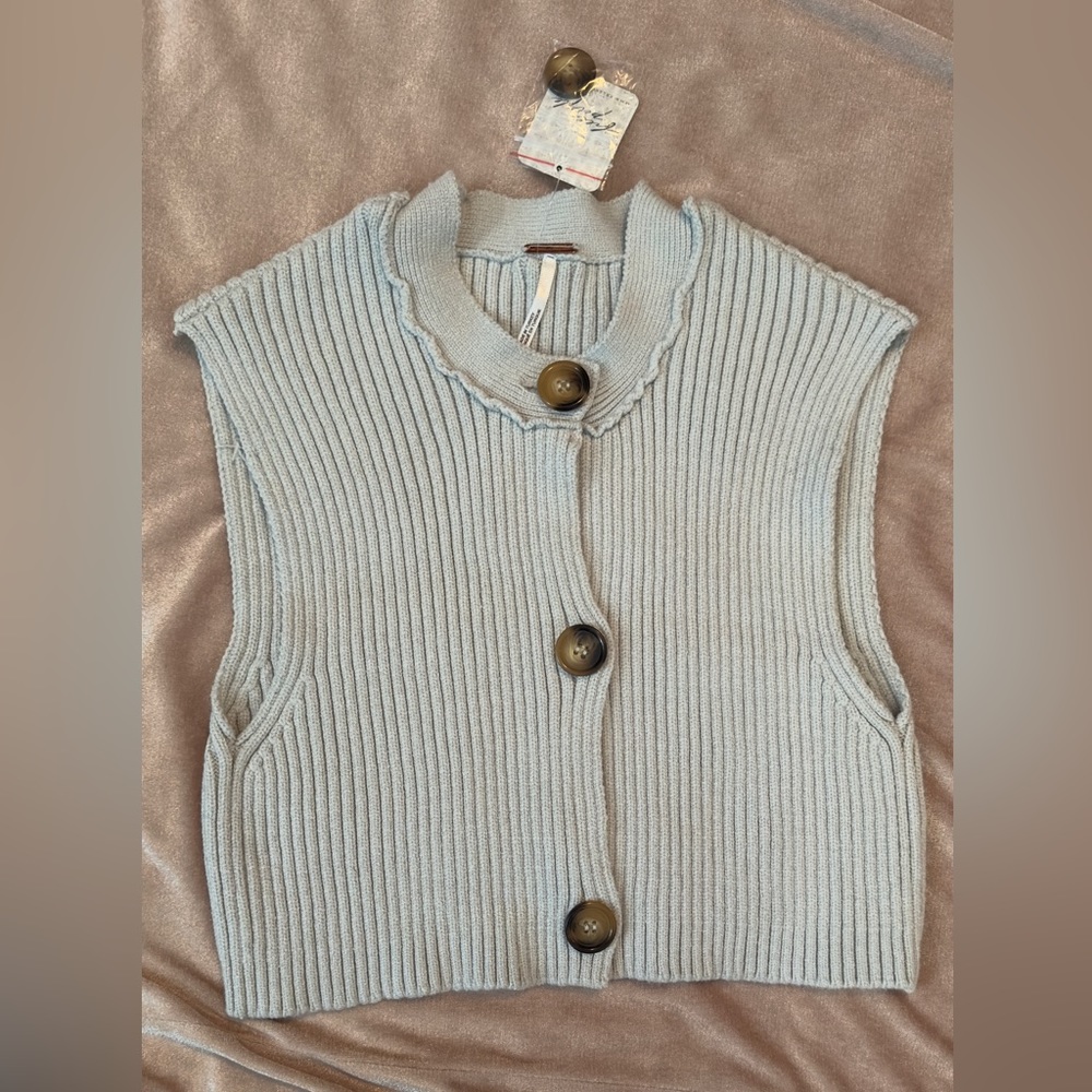 FREE PEOPLE SWEATER CROP TOP SIZE XS